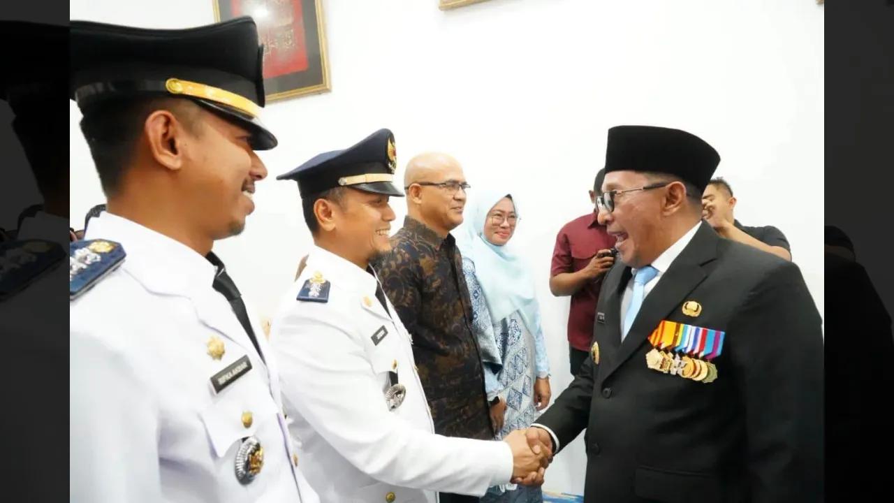 Bupati Eka Putra beri ucapan selamat kepada pejabat yang dilantik